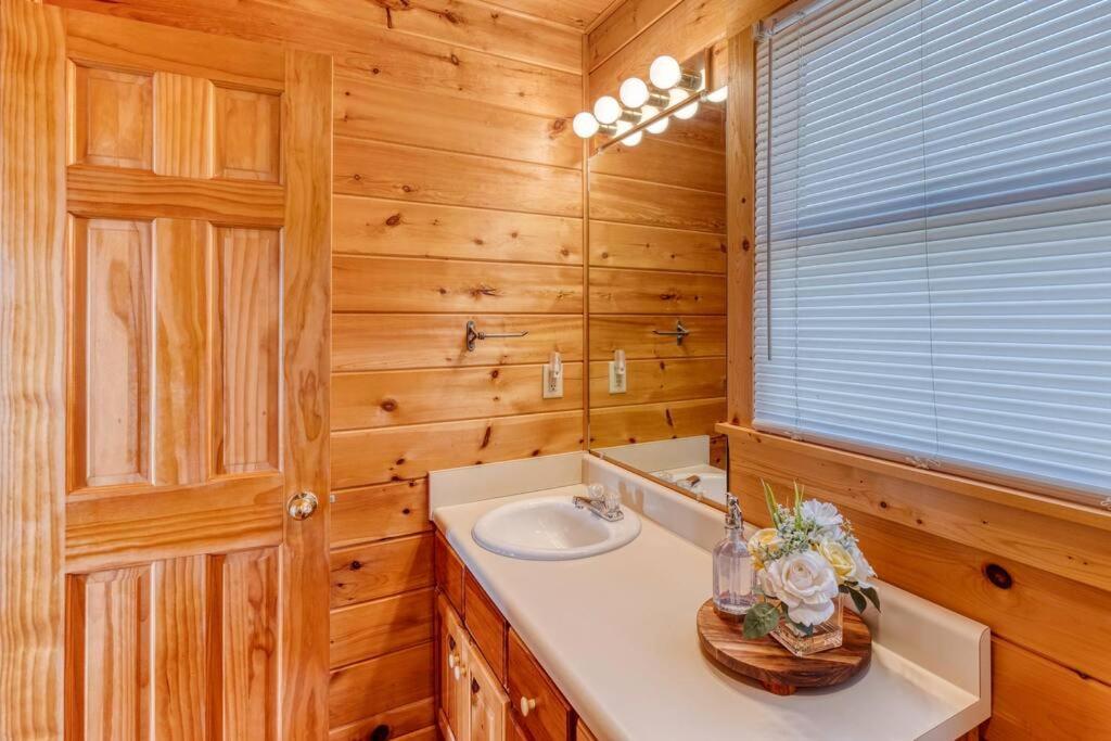 Mtn Cabin Sleeps 10 - 5 Mins To Fishing & Camping Эллиджей Экстерьер фото