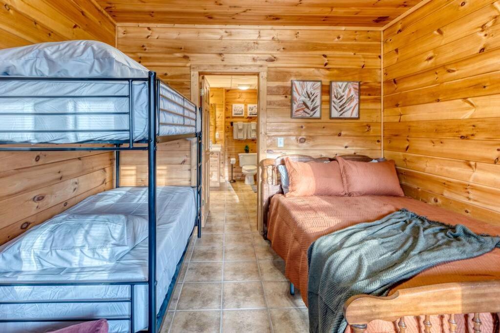 Mtn Cabin Sleeps 10 - 5 Mins To Fishing & Camping Эллиджей Экстерьер фото